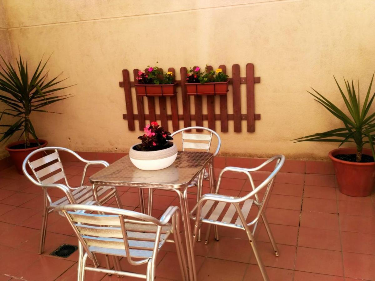 Apartamento La Real Кальдас-де-Рейес Экстерьер фото